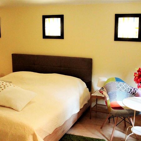 Nattache Studio Apartment Basment Zagreb Buitenkant foto